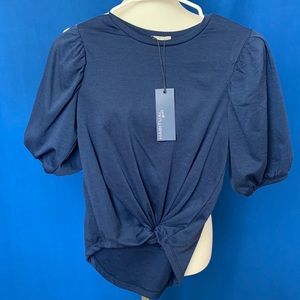 Habitual top navy blue puff sleeve NWT